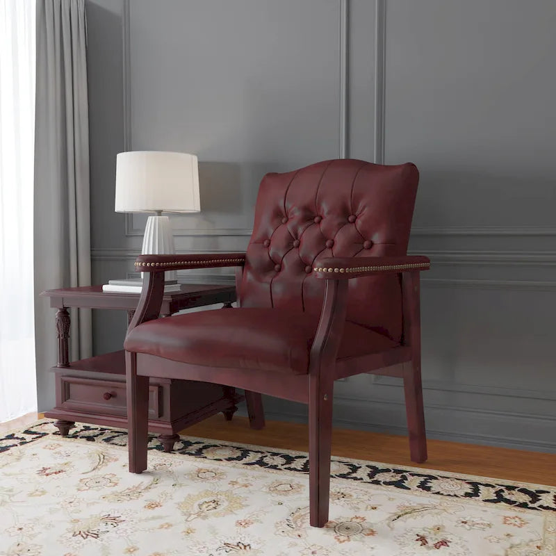 Chaise d'appoint en vinyle capitonnée avec bordures cloutées en laiton antique