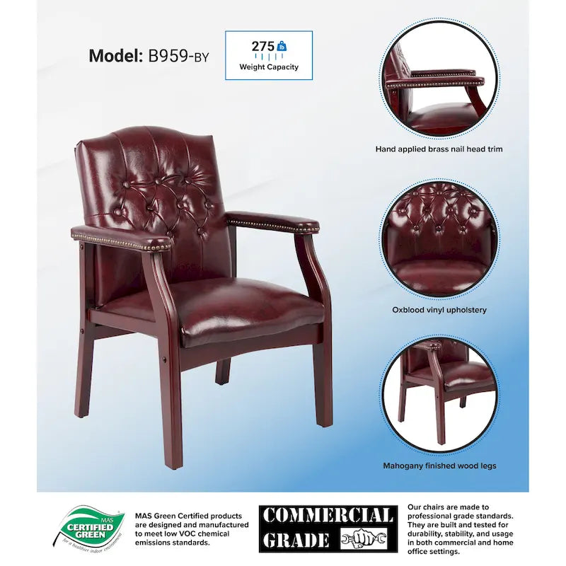 Chaise d'appoint en vinyle capitonnée avec bordures cloutées en laiton antique