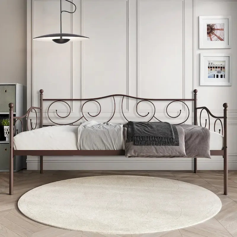 Lit de repos en métal une place contemporain