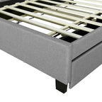 Lit plateforme rembourré avec tête de lit de rangement